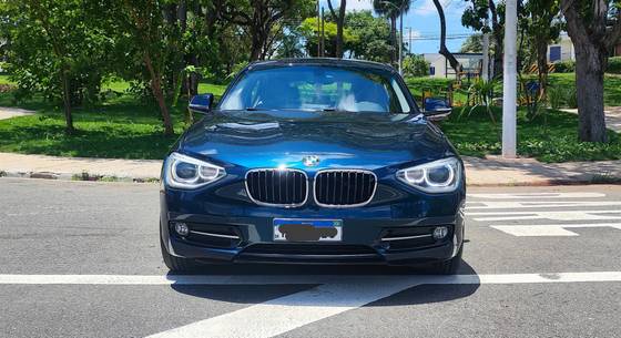 BMW 120i 2.0 16V SPORT ACTIVEFLEX 4P AUTOMÁTICO